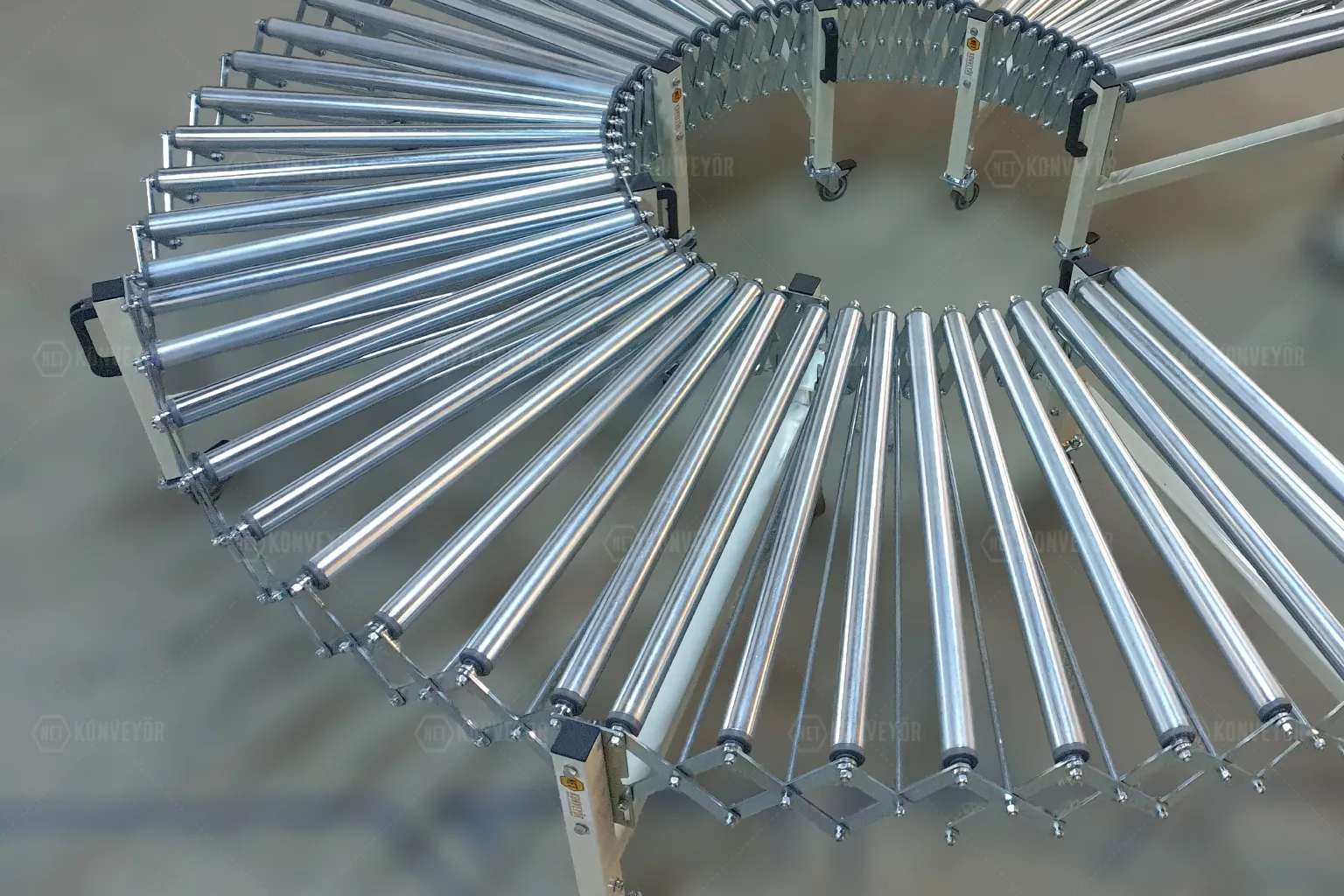 Flexible Roller Conveyor
