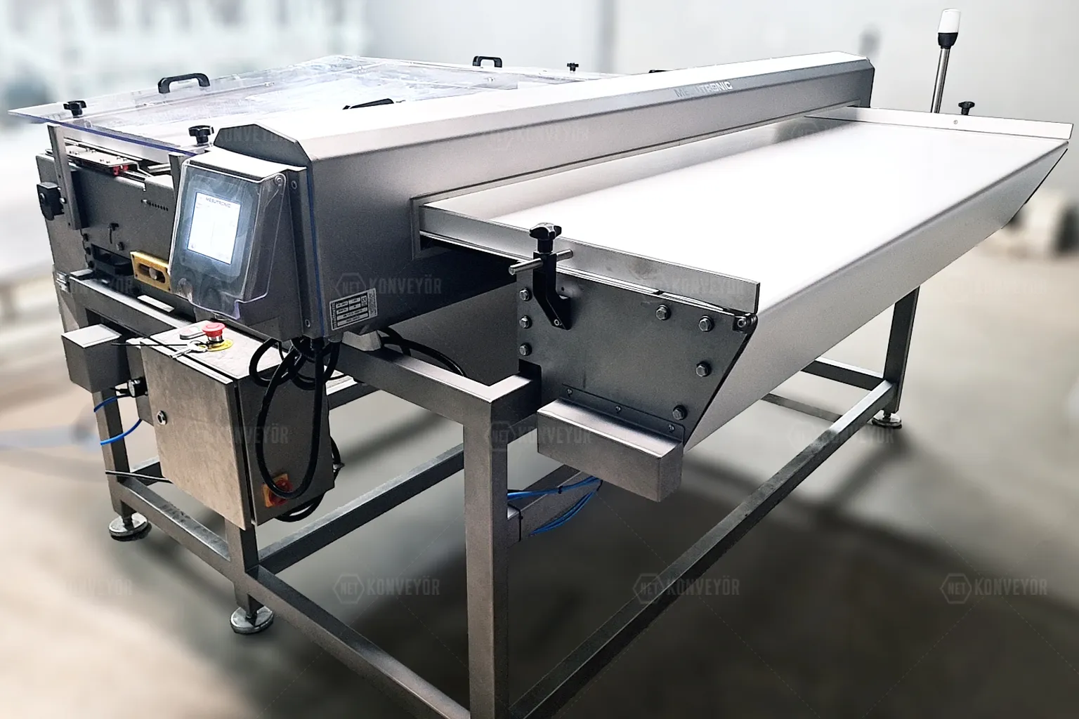 Metal Detector Conveyor