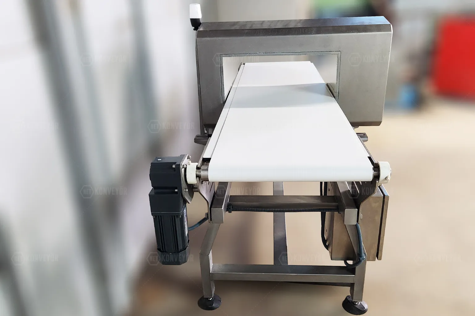 Metal Detector Conveyor
