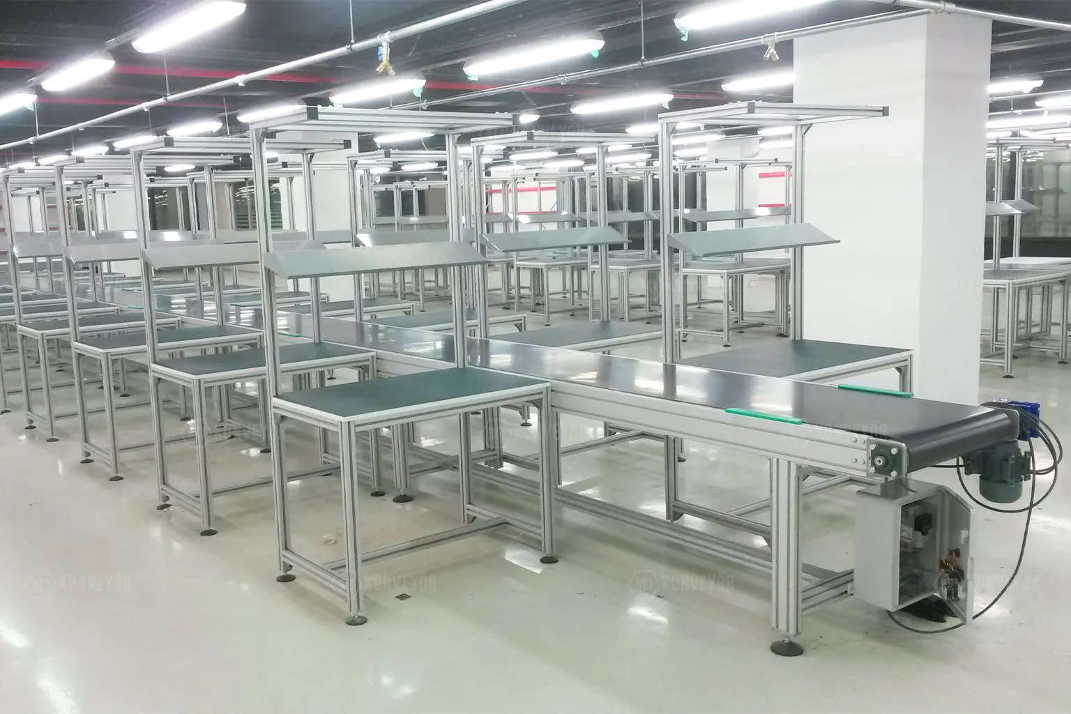 assembly line conveyor system